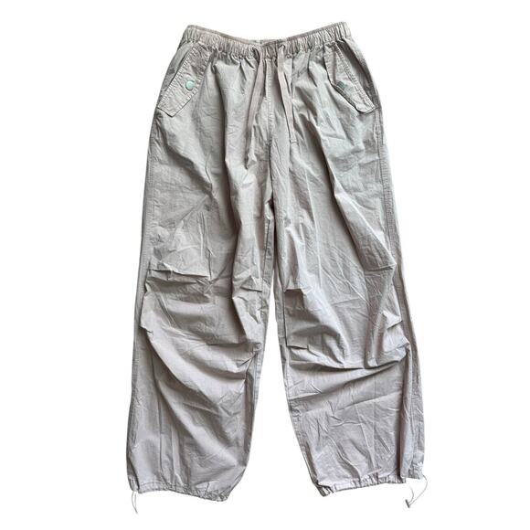 NWT ASOS Utility Parachute Cargo Pants Women’s 2 Pink Wide Leg Drawstring Hem - Picture 3 of 9